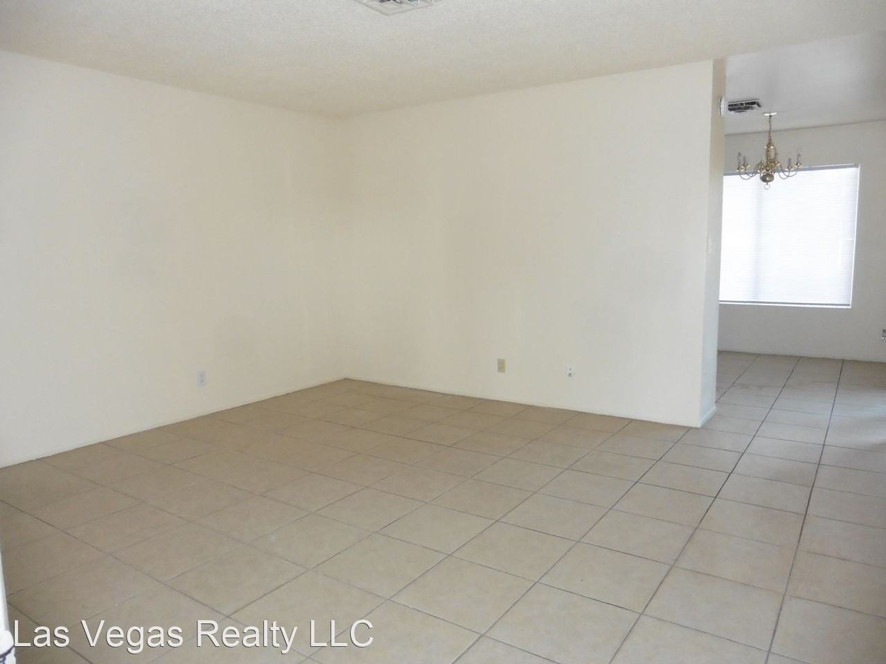 4412 Pineaire St - Photo 3 of 11