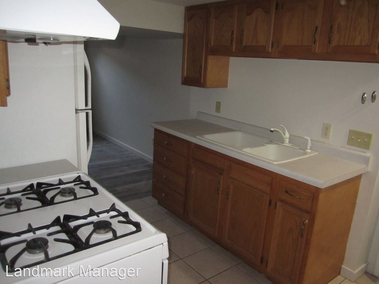 358 Webster Ave - Photo 3 of 11