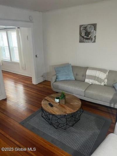 16 Jeanette St - Photo 3 of 12