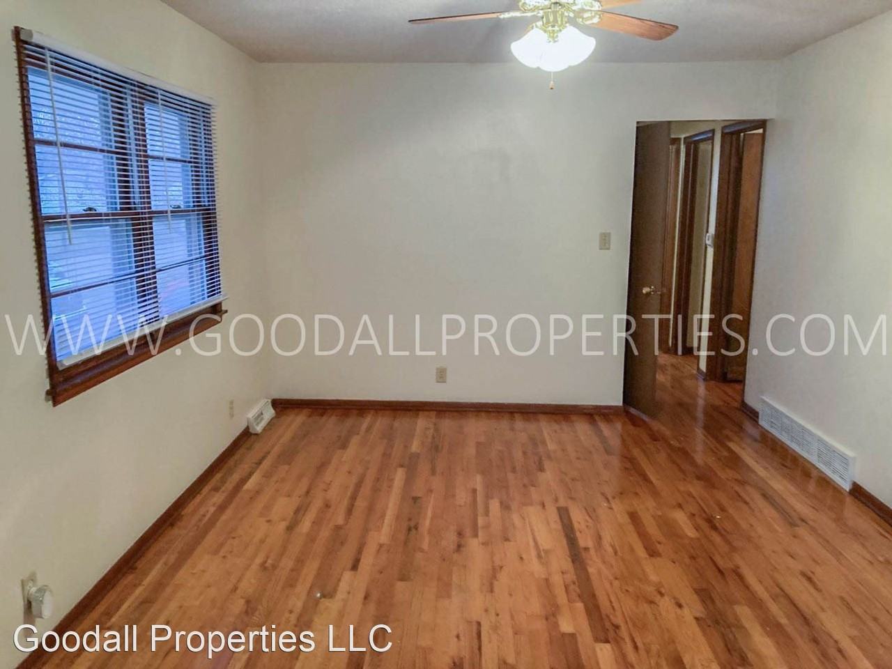 2912 E 36th Ct - Photo 2 of 12