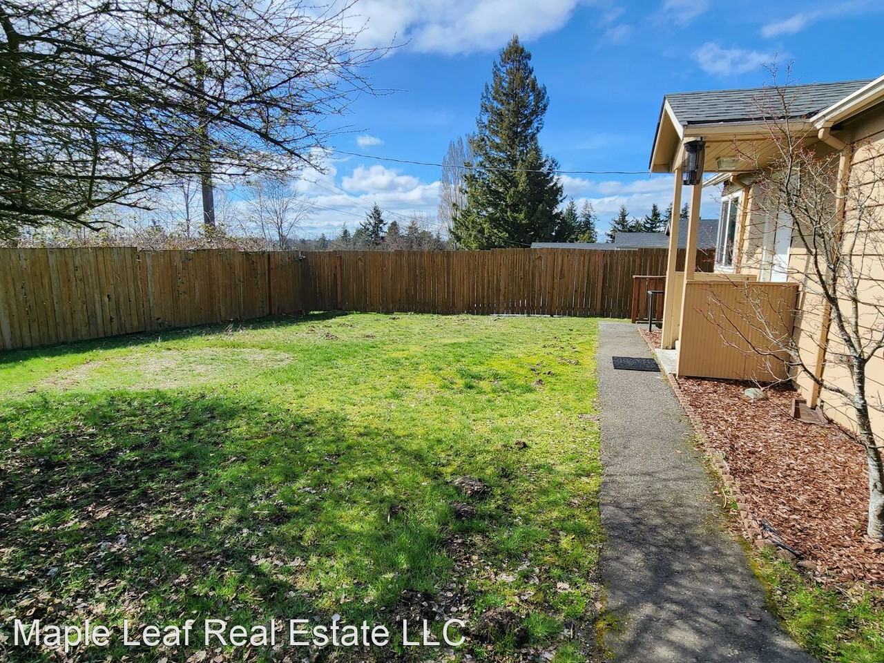 5920 S 118th St - Photo 2 of 23