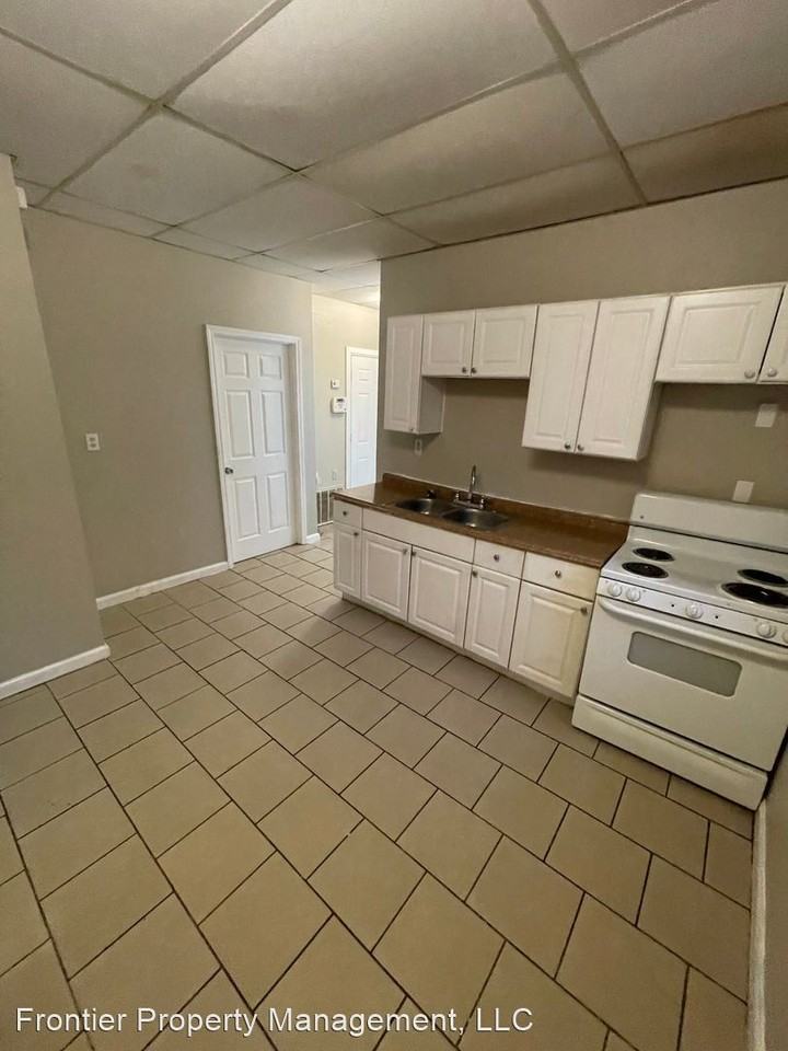 2920 Miami - Photo 3 of 17