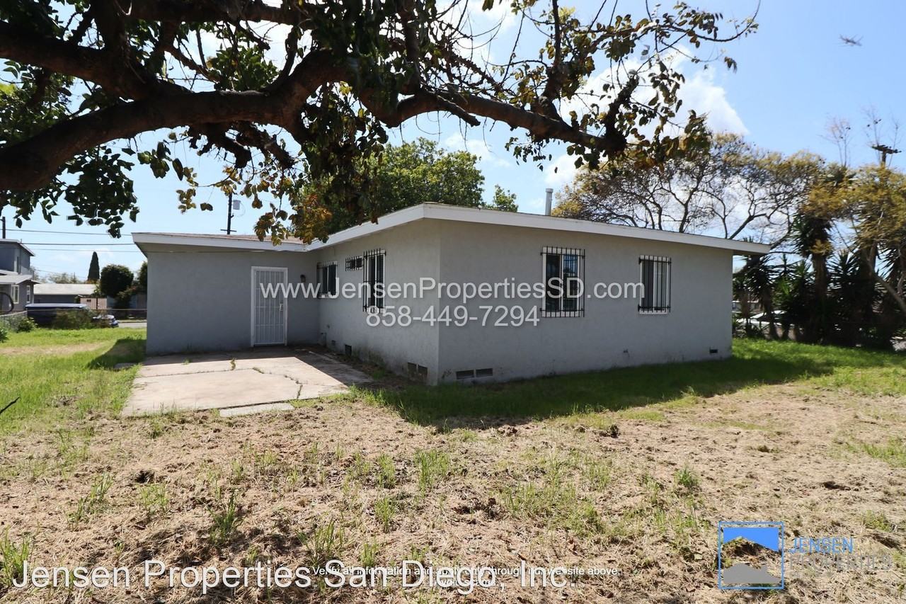 4650 Hilltop Dr - Photo 2 of 9