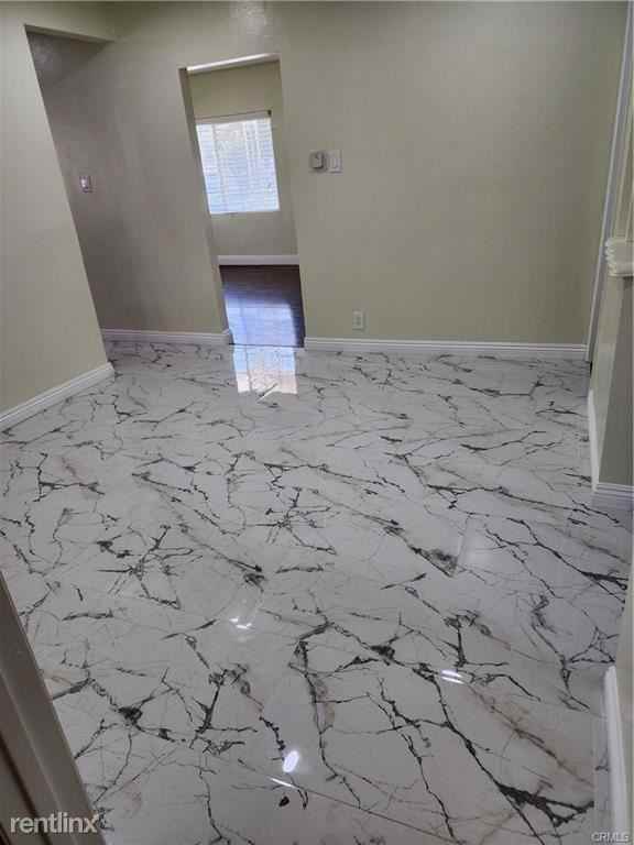 11917 186th St - Photo 3 of 10