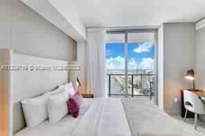 4010 S Ocean Dr - Photo 3 of 17