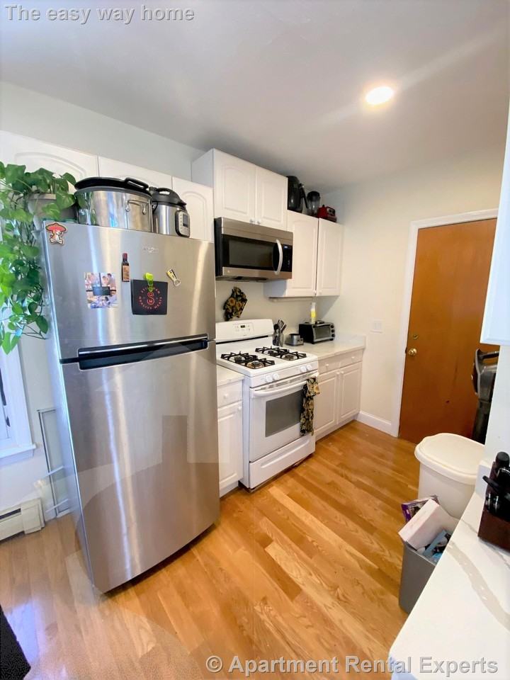 359361 Western Ave #3