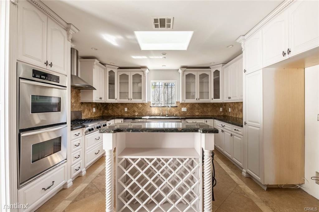 3313 Fairmount Ave - Photo 2 of 9