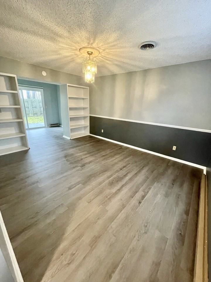 3211 Elva Dr - Photo 2 of 17