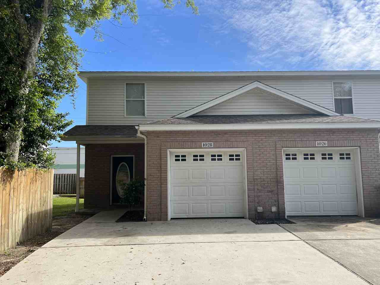 1028 Anniston Ct - Photo 2 of 16