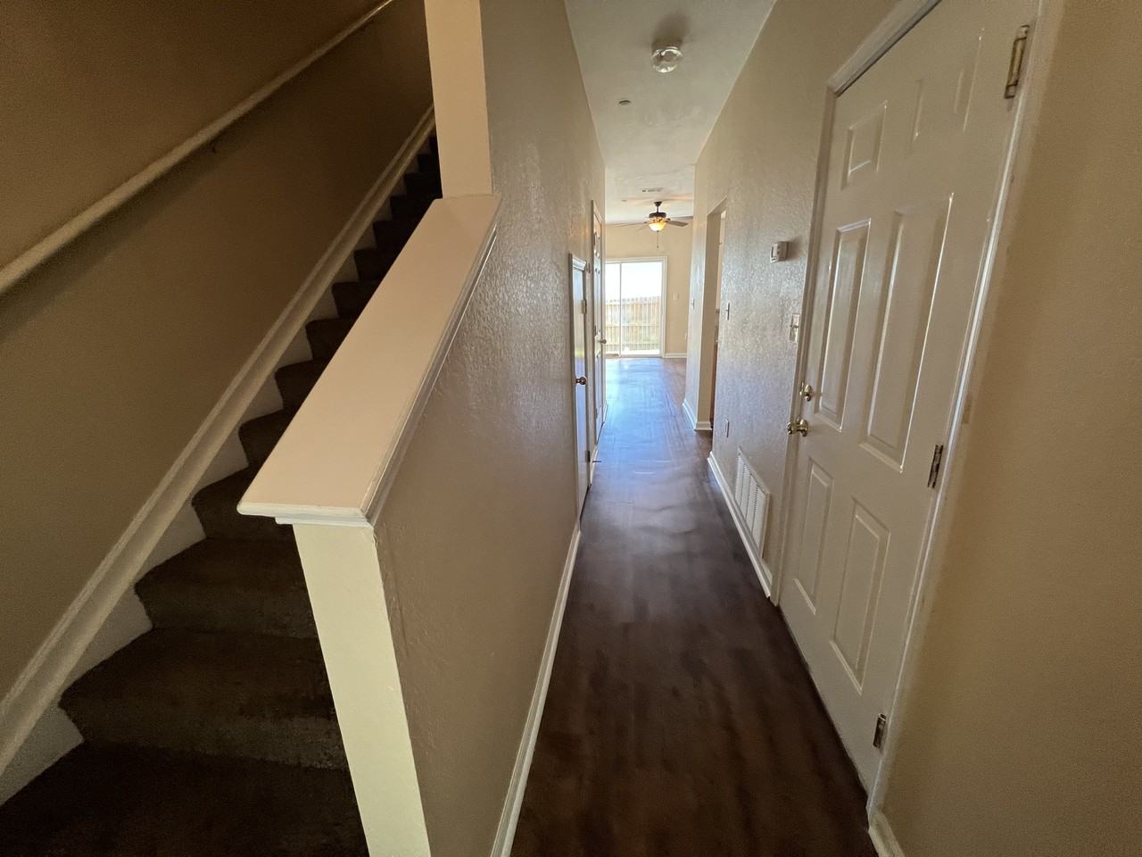 1028 Anniston Ct - Photo 3 of 16