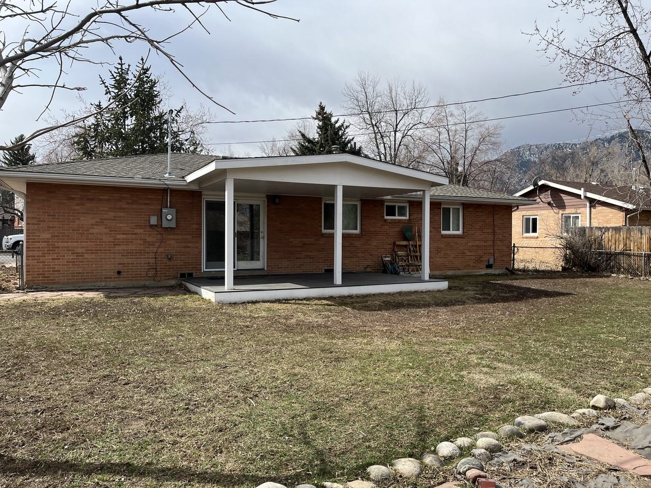 3605 Martin Dr - Photo 7 of 38