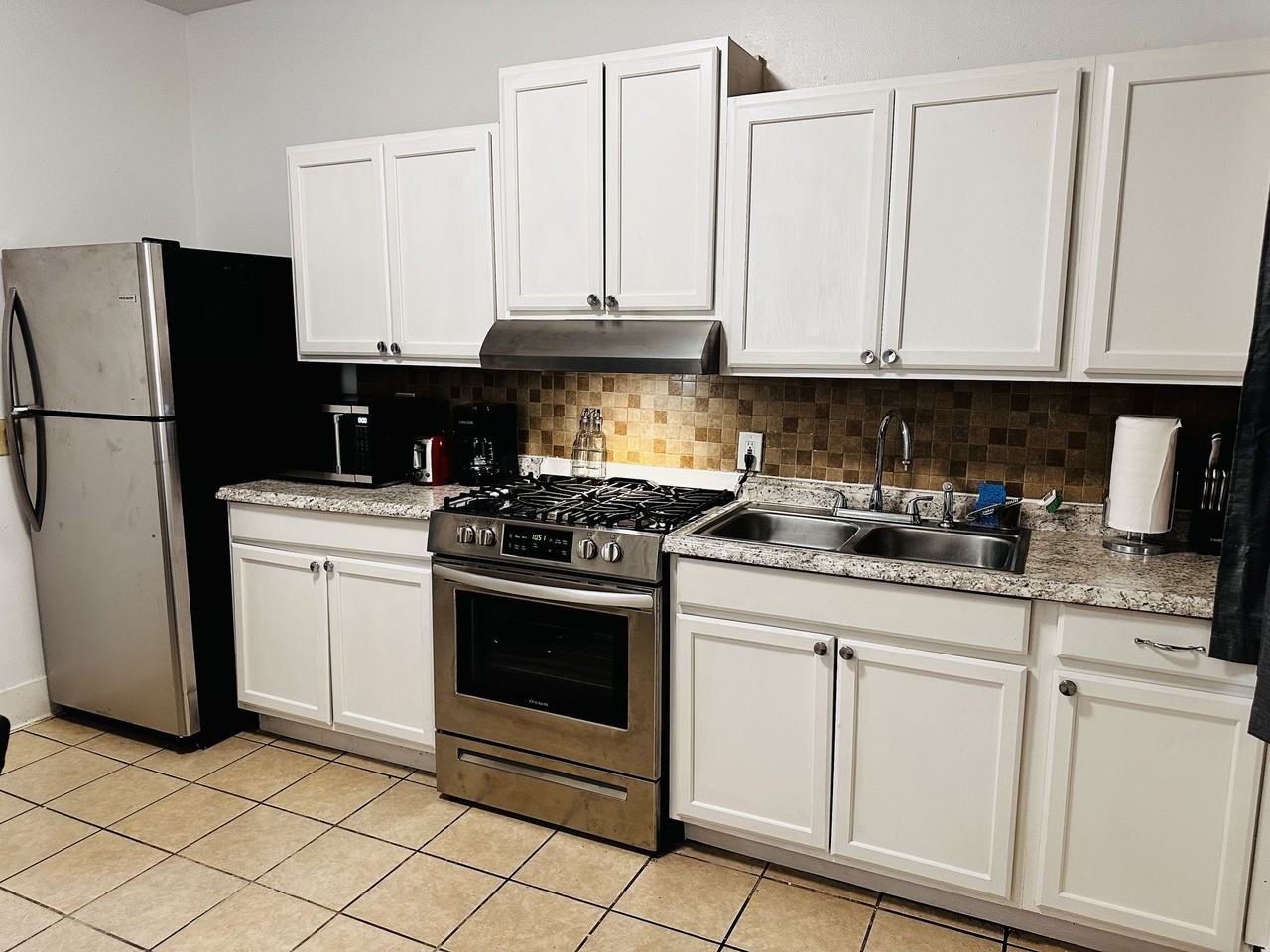 8609 Belfast St #1 - Photo 3 of 8