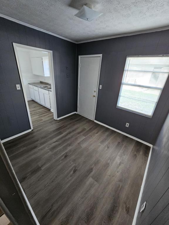 1948 Washington St Apt E2 - Photo 3 of 12