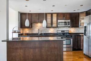 featured image of 21 Kristin Dr