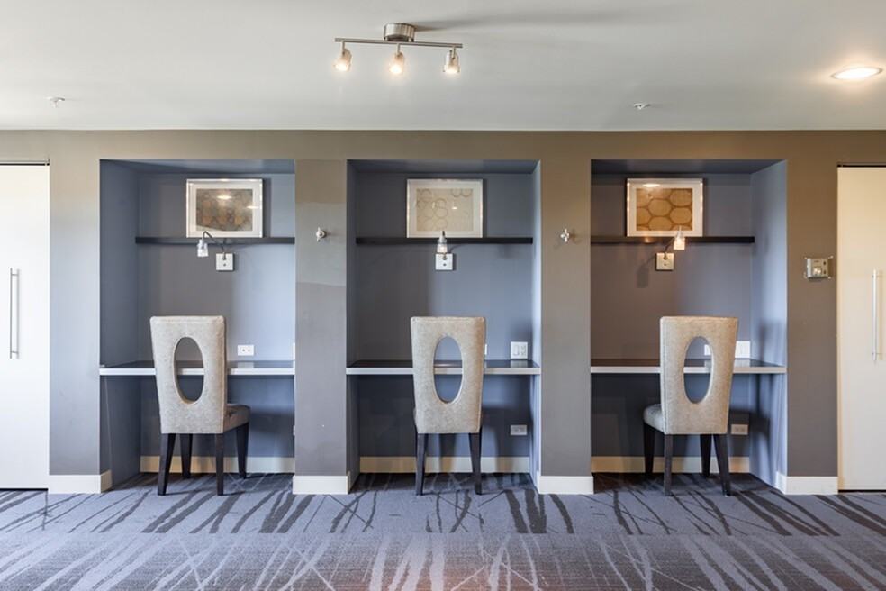 21 Kristin - Photo 5 of 15