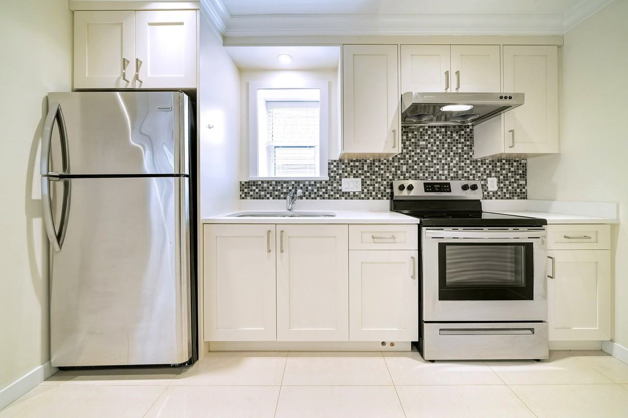 1526 West 62nd Avenue - Photo 7 of 22