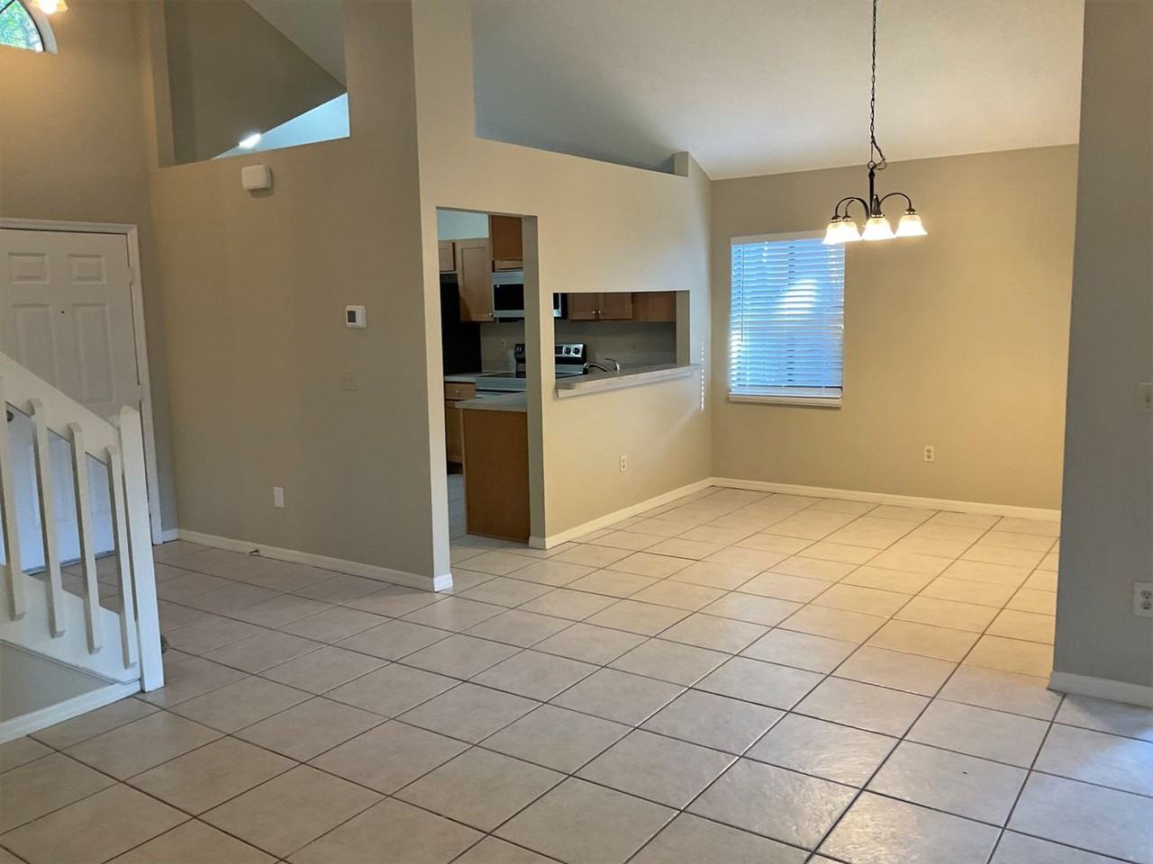 1531 Weaver Dr - Photo 3 of 14