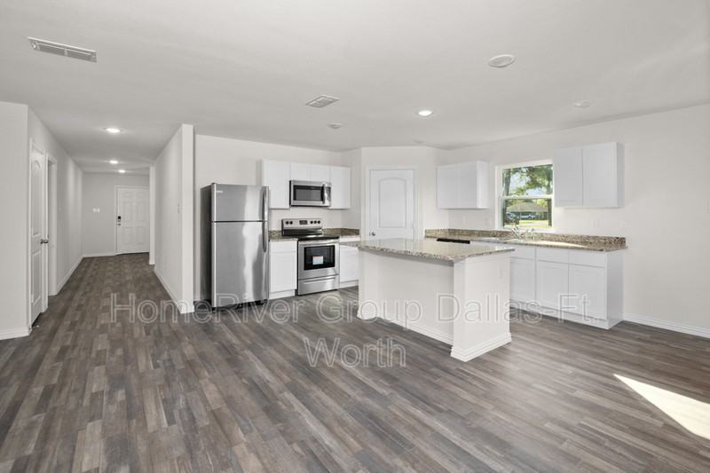 335 Bounding Main St - Photo 3 of 17