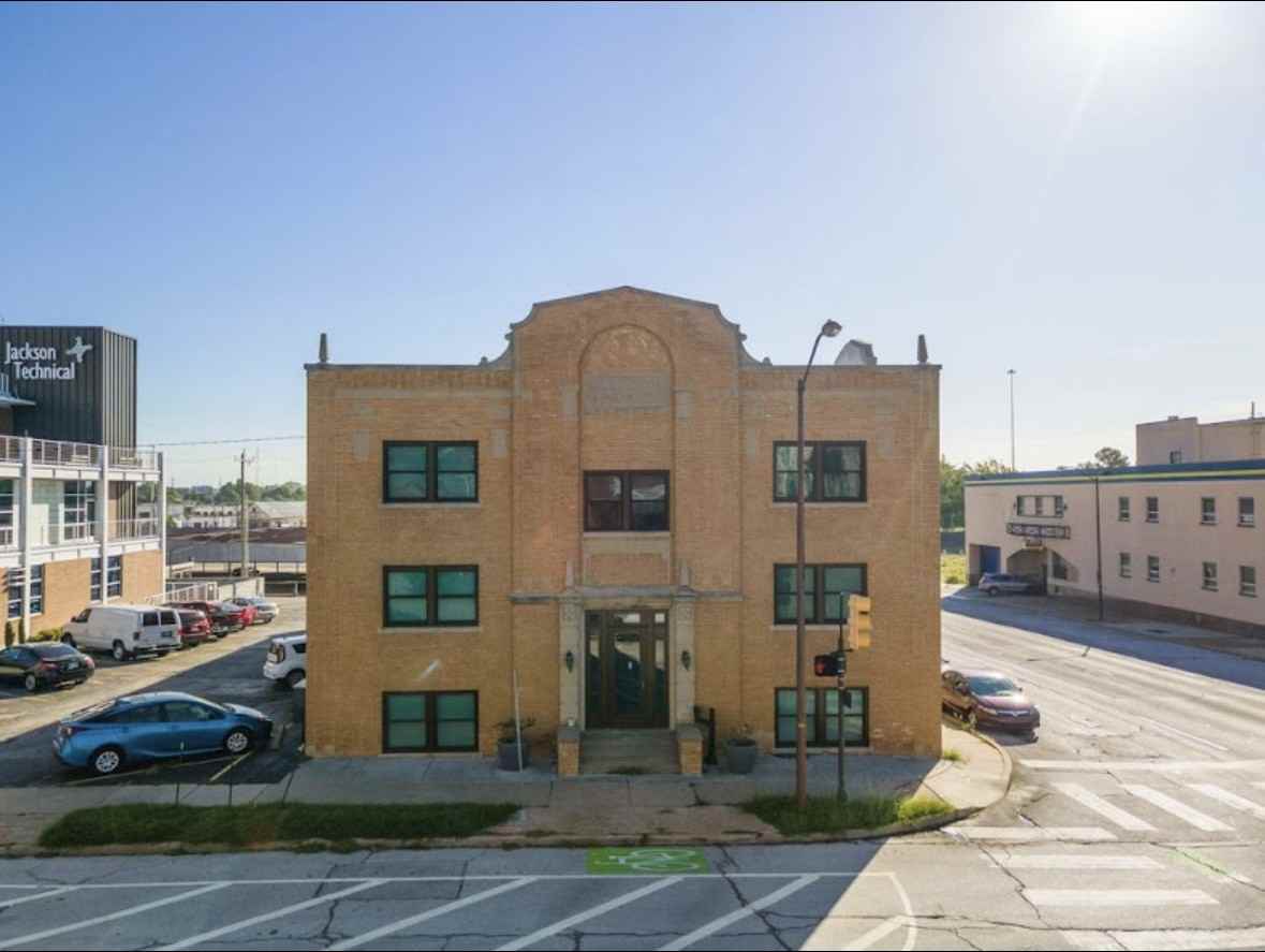 625 S Elgin Ave #109 - Photo 2 of 12