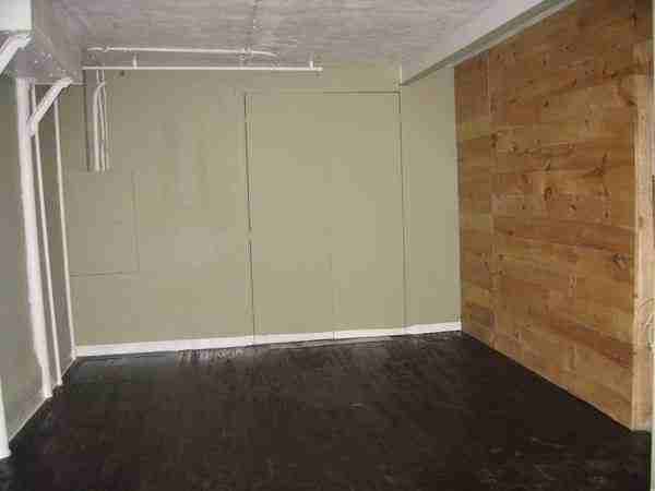 Montrose Avenue - Photo 3 of 8