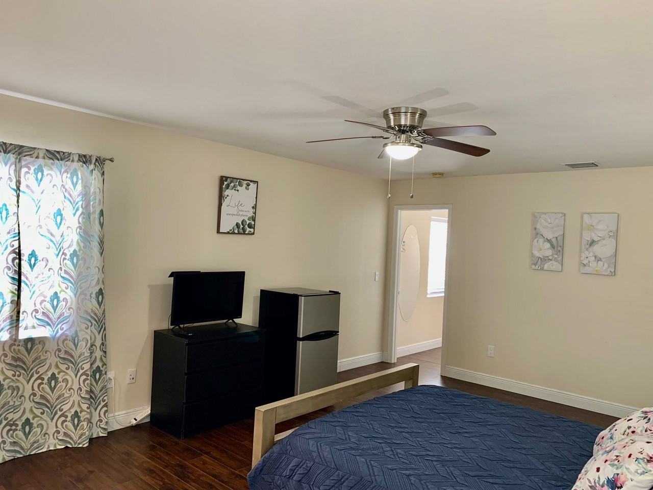 5551 Shasta Daisy Place - Photo 3 of 5
