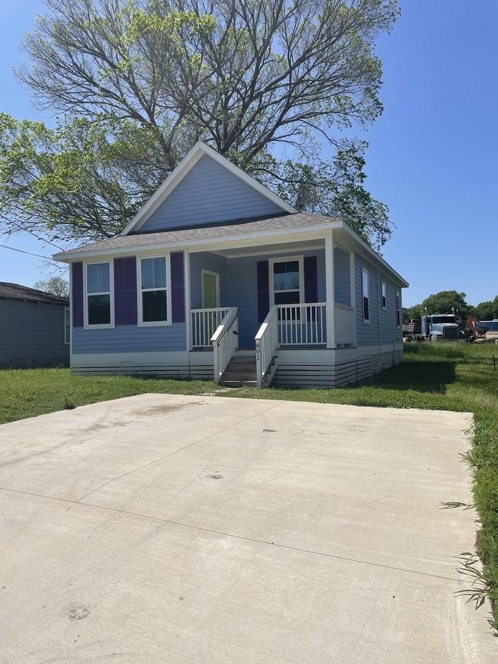 801 Sabine St, Brenham, TX 77833 3 Bedroom House for $1,450/month - Zumper