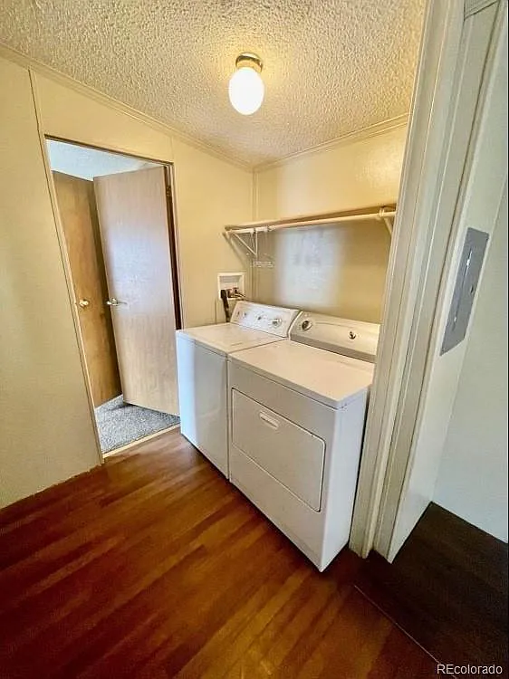 109 S Cedar Ave #1 - Photo 2 of 7