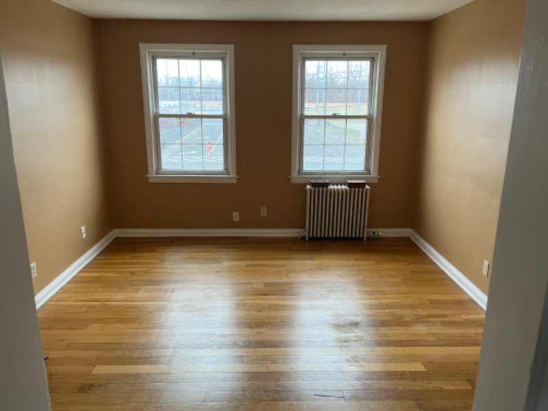 1618 Memorial Ave #2B - Photo 3 of 4