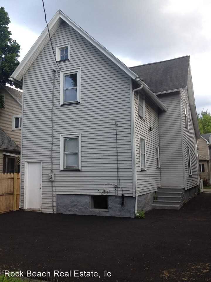 16 Asbury St - Photo 2 of 15