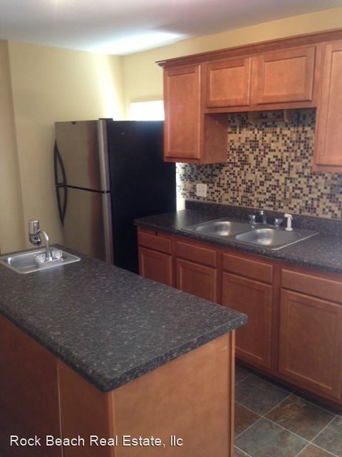 16 Asbury St - Photo 3 of 15