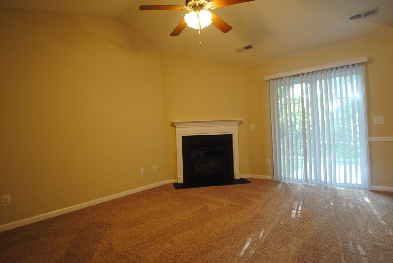 1825 Pope Hill Ct - Photo 3 of 16