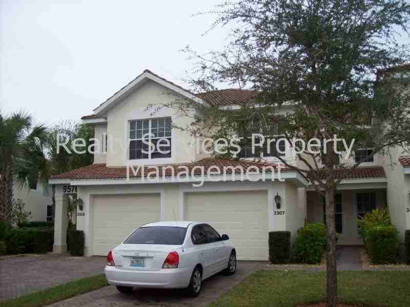9576 Hemingway Ln - Photo 2 of 12