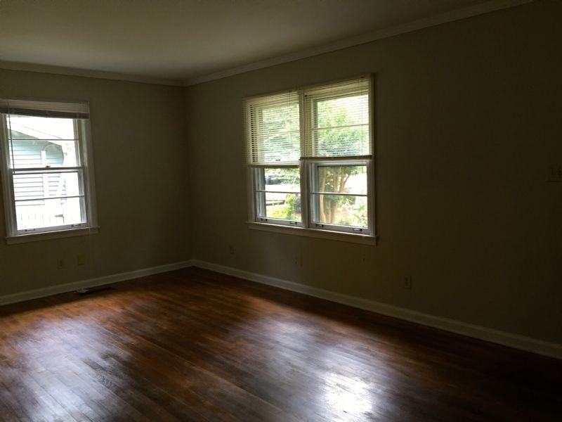 901 McLinden Ave SE - Photo 2 of 11