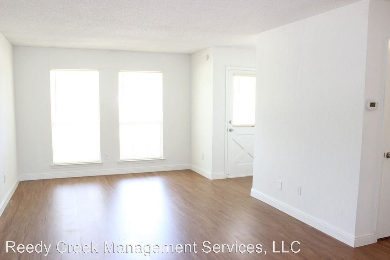 3021 Dupree St - Photo 3 of 14