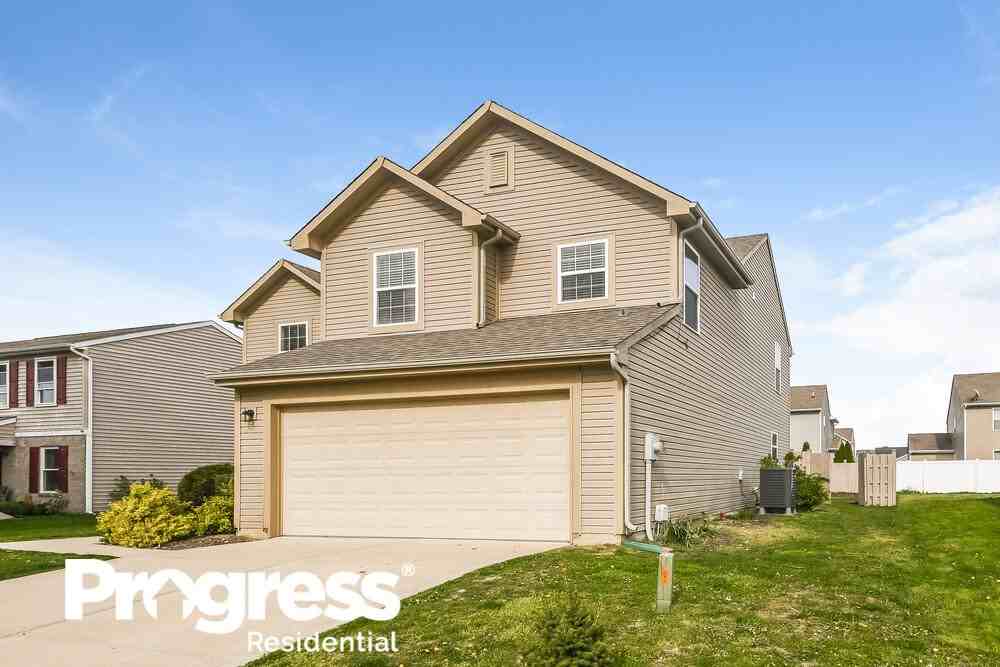 1209 Oak Hill Ln - Photo 2 of 22