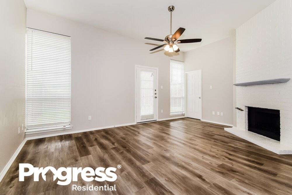 8201 Eagle Dr - Photo 3 of 16