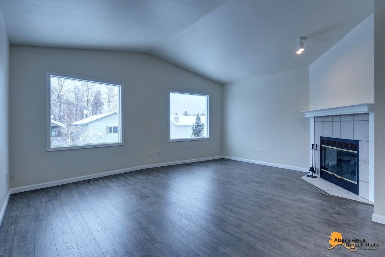 8638 Cross Pointe Loop #1 - Photo 2 of 23