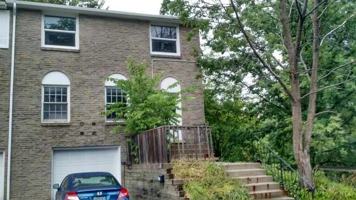 featured image of Westcourt Pl & Westmount Rd N