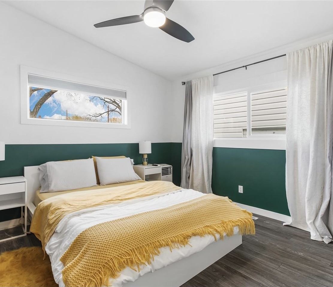 831 Avenue F North - Photo 5 of 14