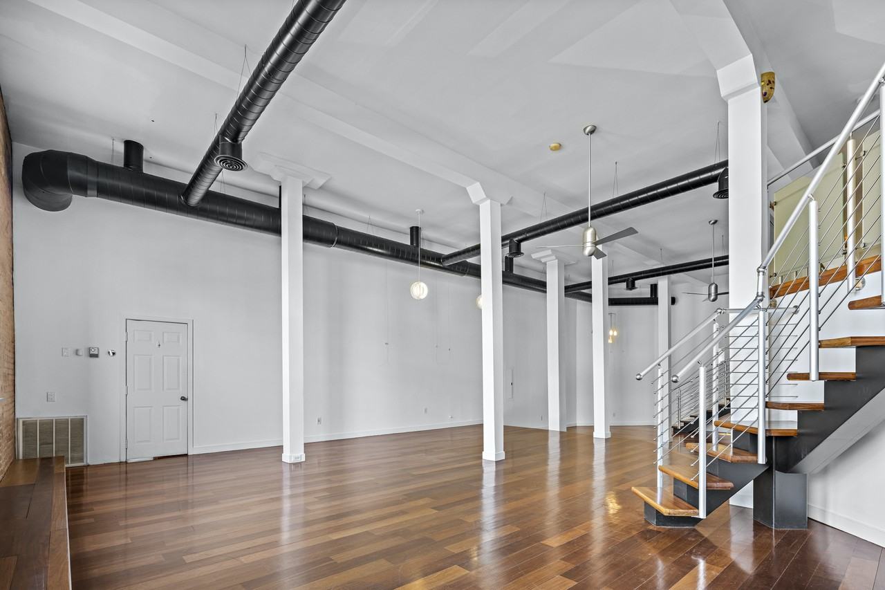 299 Pavonia Ave #2-9 - Photo 3 of 20