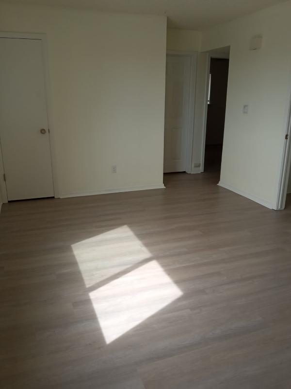 1010 Western Dr #3 - Photo 3 of 10