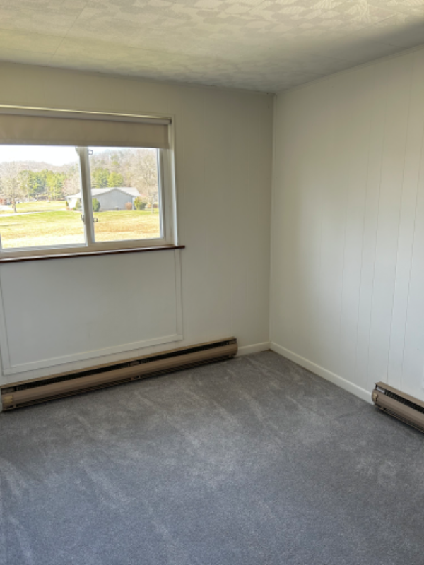 12871 Beaver Pike - Photo 3 of 6