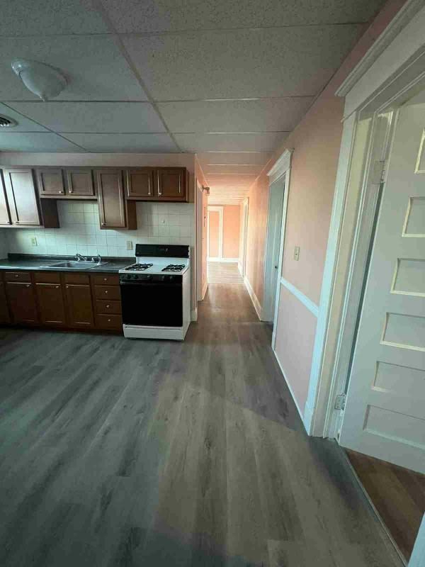 656 Crane St #3rdFL - Photo 2 of 9