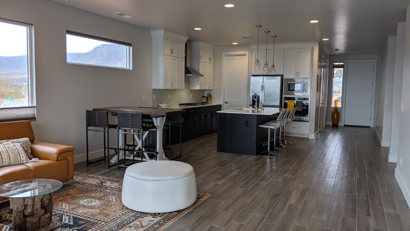 945 W Jonathon Dr - Photo 7 of 50