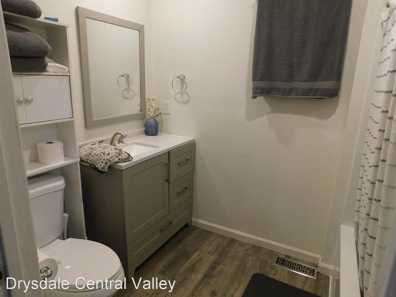 22750 Golf Club Dr - Photo 2 of 13