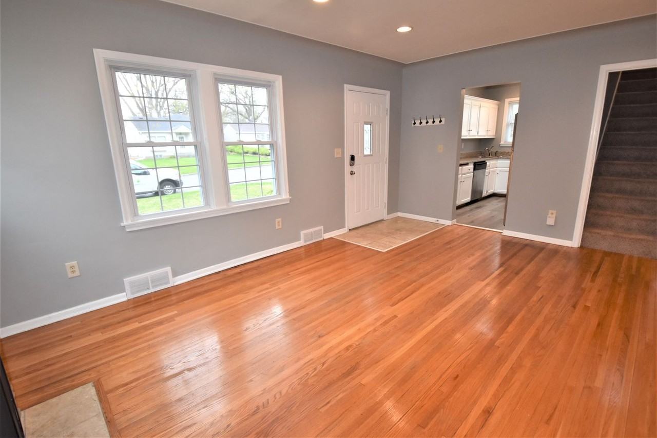 6909 Morgan Ave S - Photo 2 of 14