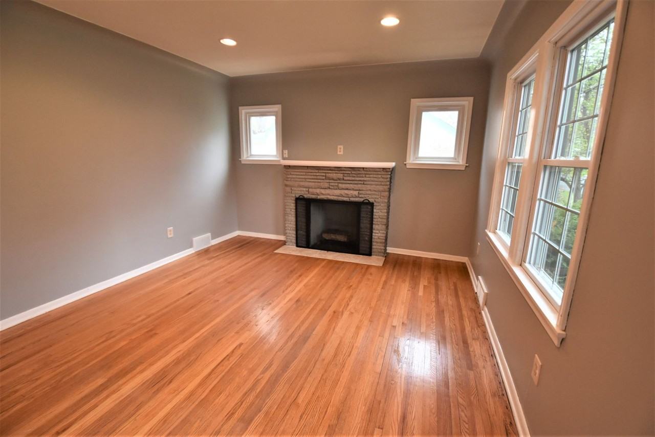 6909 Morgan Ave S - Photo 3 of 14