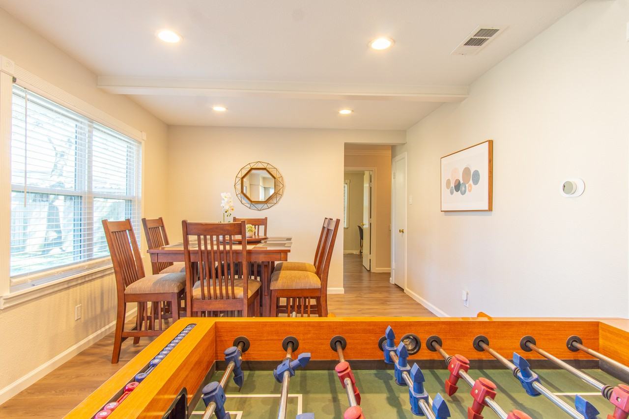 1807 Dewitt St #1807 - Photo 3 of 11