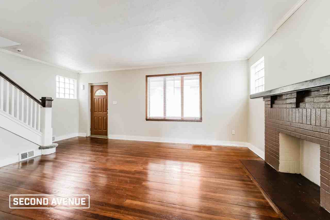 1304 Bellaire Pl - Photo 2 of 16