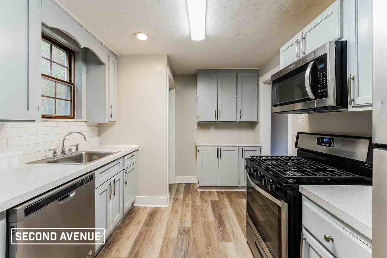 1304 Bellaire Pl - Photo 5 of 16